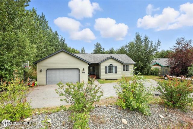 1905 S Bronco Circle, Wasilla, AK 99654