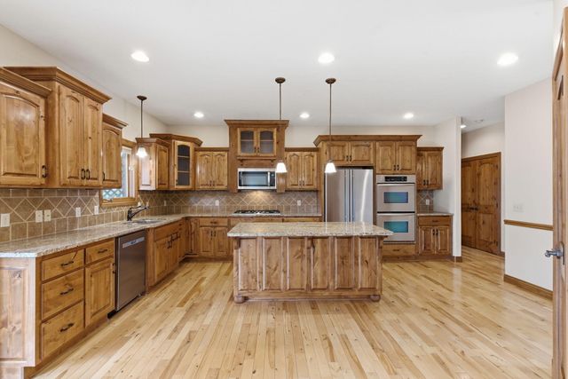 4202 Buttonwood Drive, Nixa, MO 65714