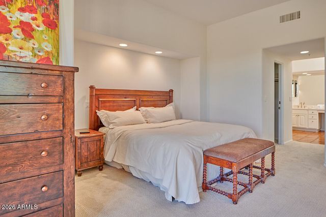 10095 E GRAYTHORN Drive, Scottsdale, AZ 85262