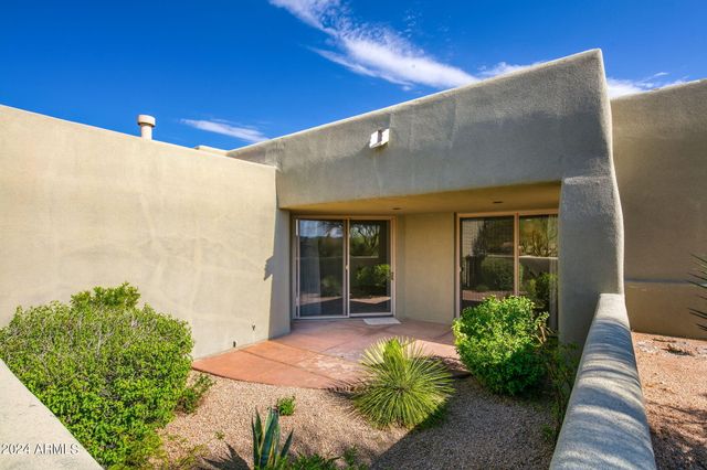 10095 E GRAYTHORN Drive, Scottsdale, AZ 85262