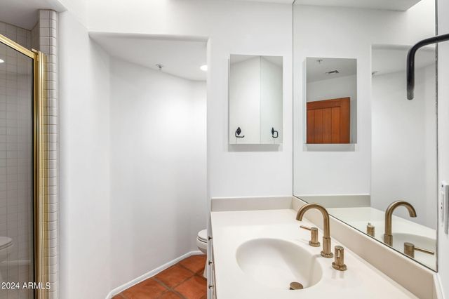10095 E GRAYTHORN Drive, Scottsdale, AZ 85262