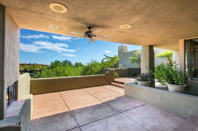 10095 E GRAYTHORN Drive, Scottsdale, AZ 85262