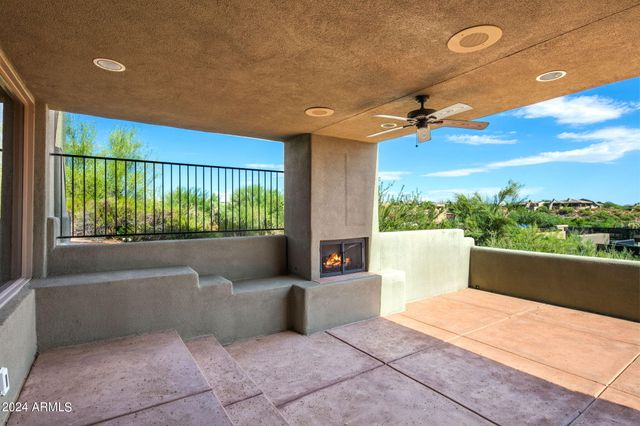 10095 E GRAYTHORN Drive, Scottsdale, AZ 85262