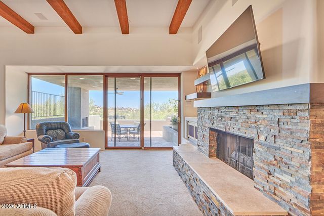 10095 E GRAYTHORN Drive, Scottsdale, AZ 85262
