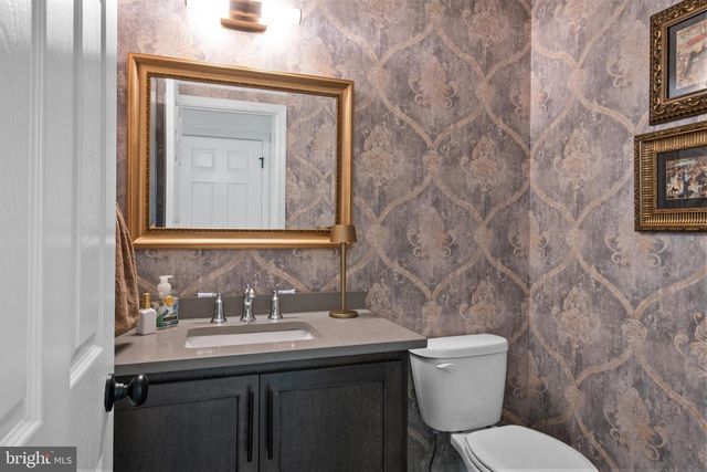 168 SIANNA CIR, Wernersville, PA 19565