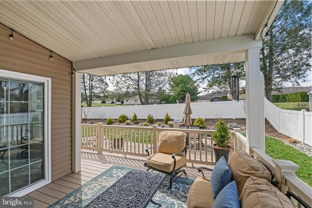 168 SIANNA CIR, Wernersville, PA 19565