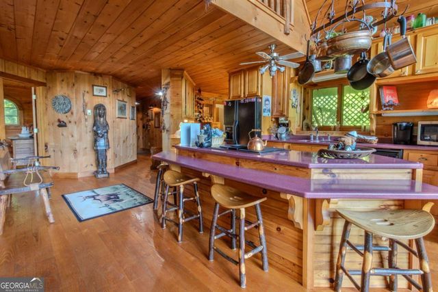 266 Enota Drive, Sautee Nacoochee, GA 30571