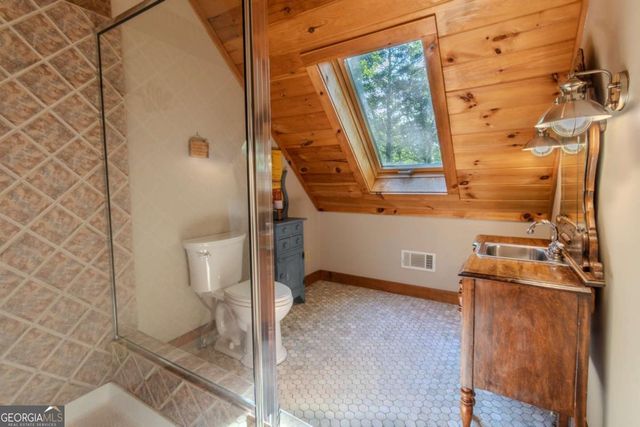 266 Enota Drive, Sautee Nacoochee, GA 30571