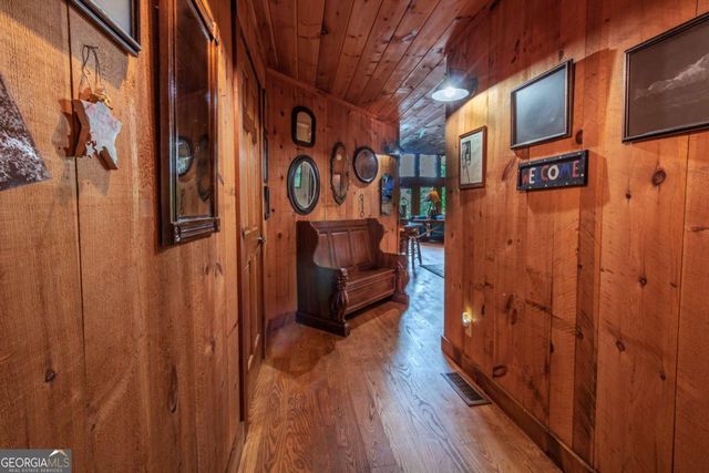 266 Enota Drive, Sautee Nacoochee, GA 30571
