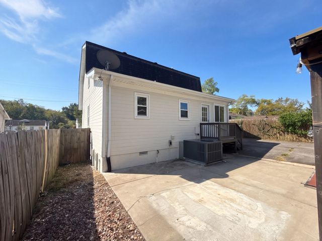 5914 Deal Ave, Nashville, TN 37209