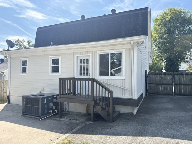 5914 Deal Ave, Nashville, TN 37209