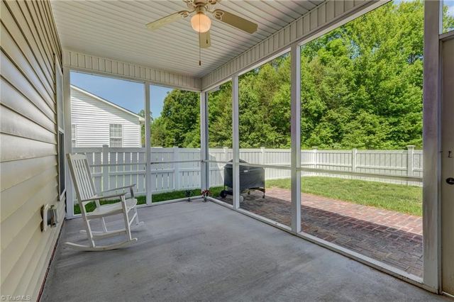 205 Heritage Hill Drive, Jamestown, NC 27282