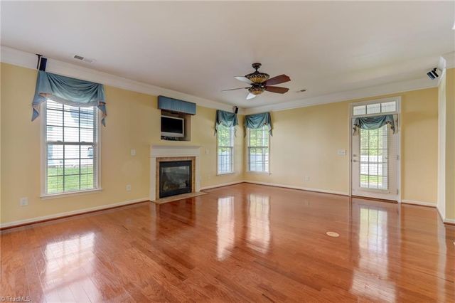 205 Heritage Hill Drive, Jamestown, NC 27282