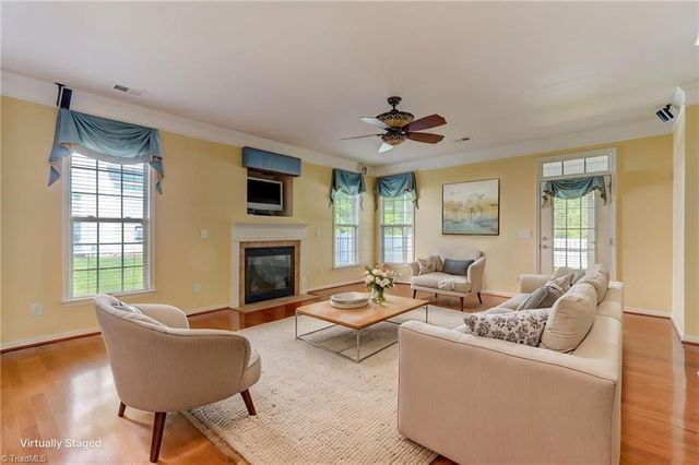 205 Heritage Hill Drive, Jamestown, NC 27282