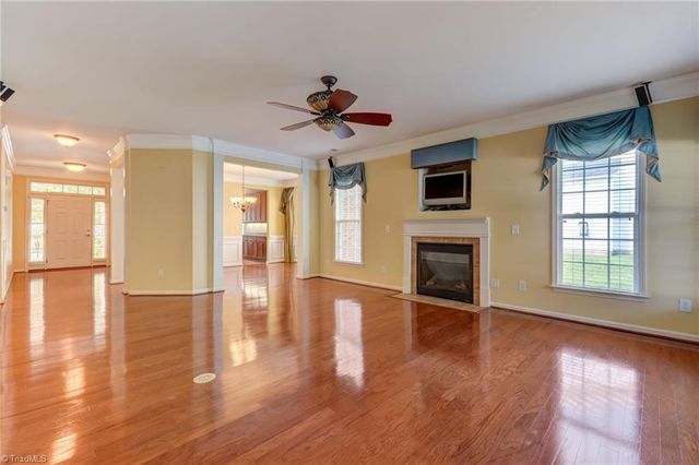 205 Heritage Hill Drive, Jamestown, NC 27282