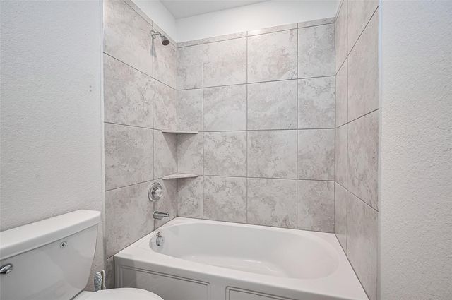 20231 Creekdale Bend Drive, Cypress, TX 77433