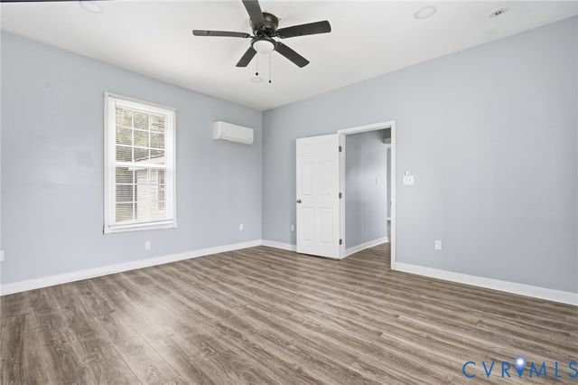 32 Elm St, Petersburg, VA 23803