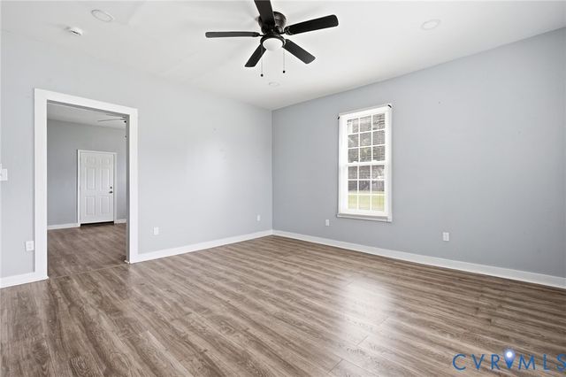 32 Elm St, Petersburg, VA 23803