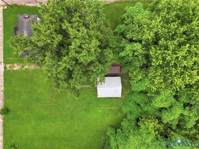 32 Elm St, Petersburg, VA 23803