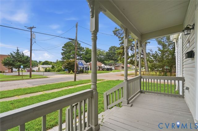 32 Elm St, Petersburg, VA 23803