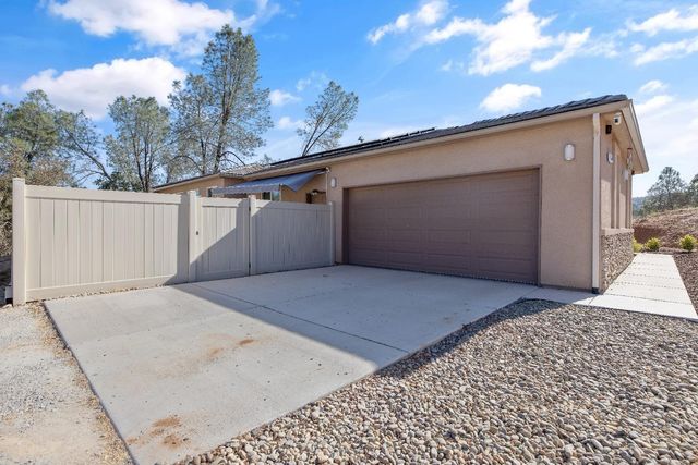 31658 Road 400, Coarsegold, CA 93614