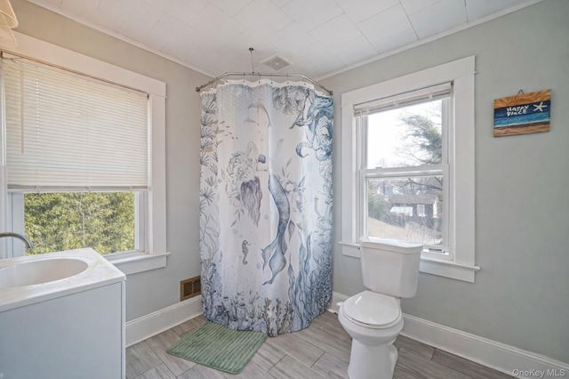 129 Bay Avenue, Patchogue, NY 11772