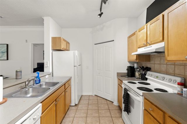 4207 S DALE MABRY HIGHWAY 6213, Tampa, FL 33611