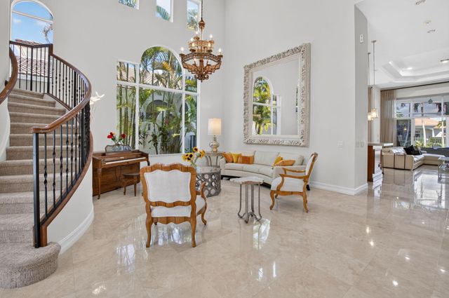 17936 Villa Club Way, Boca Raton, FL 33496