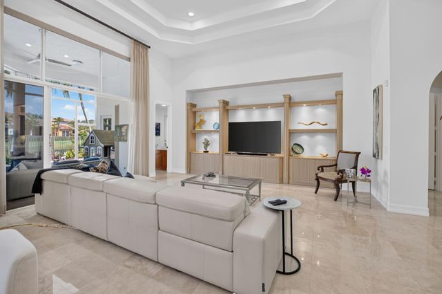 17936 Villa Club Way, Boca Raton, FL 33496