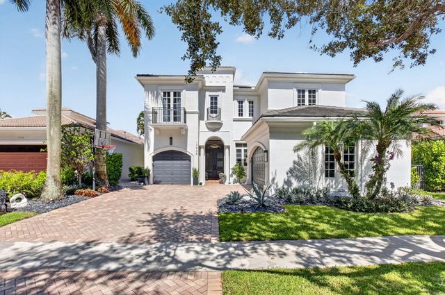 17936 Villa Club Way, Boca Raton, FL 33496