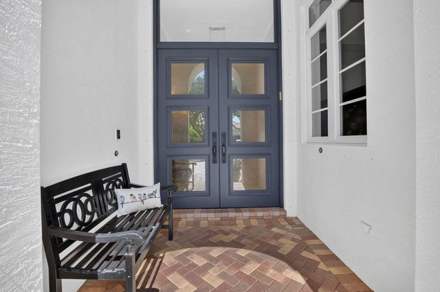 17936 Villa Club Way, Boca Raton, FL 33496