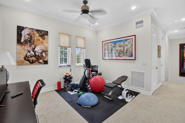 17936 Villa Club Way, Boca Raton, FL 33496