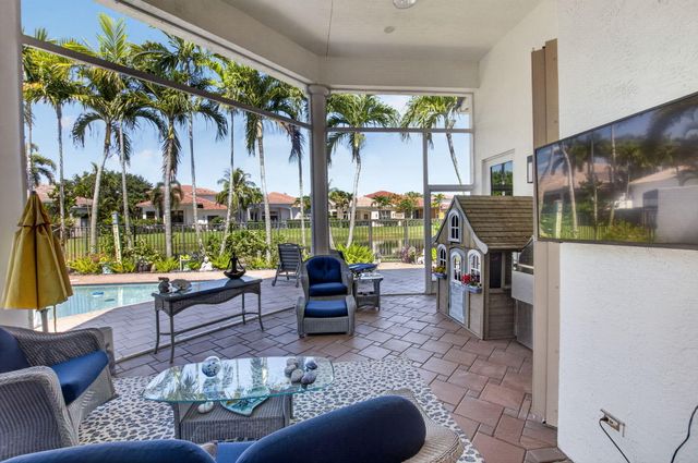 17936 Villa Club Way, Boca Raton, FL 33496