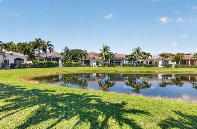 17936 Villa Club Way, Boca Raton, FL 33496