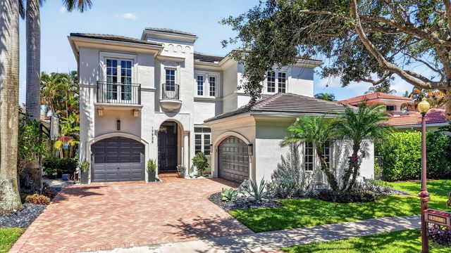 17936 Villa Club Way, Boca Raton, FL 33496