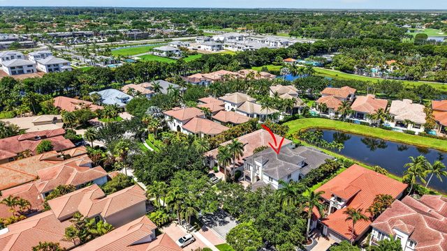 17936 Villa Club Way, Boca Raton, FL 33496