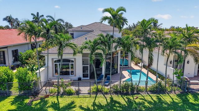 17936 Villa Club Way, Boca Raton, FL 33496