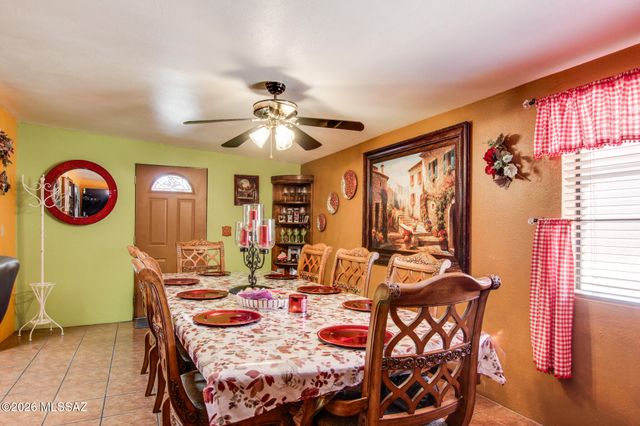 6927 S Lundy Drive, Tucson, AZ 85756