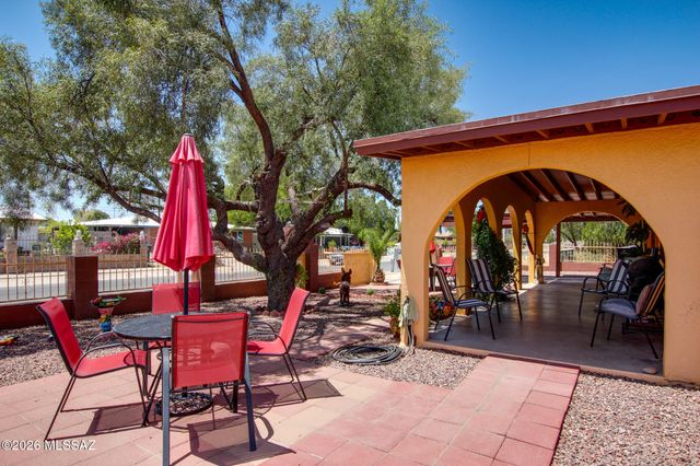 6927 S Lundy Drive, Tucson, AZ 85756