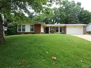 990 Saddle Drive, Florissant, MO 63033