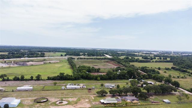 37116 Donigan Road, Brookshire, TX 77423