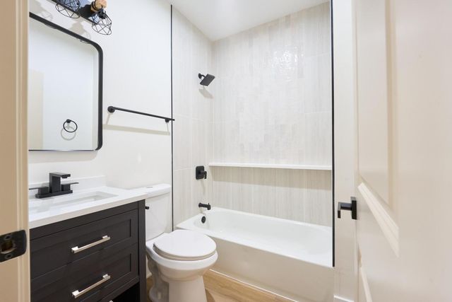 1445 East Avenue, Berwyn, IL 60402