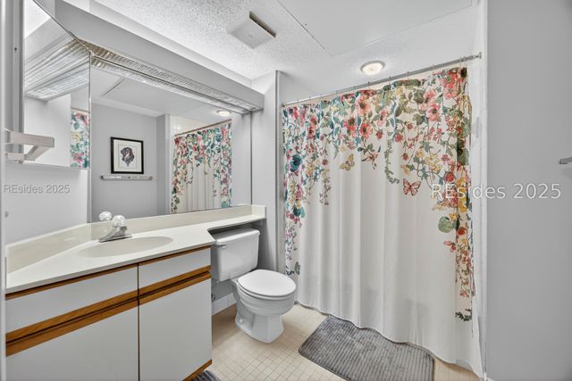 3 Wimbledon Ct Apt 204, Hilton Head Island, SC 29928