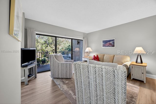 3 Wimbledon Ct Apt 204, Hilton Head Island, SC 29928