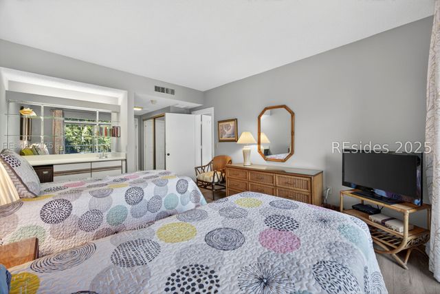 3 Wimbledon Ct Apt 204, Hilton Head Island, SC 29928