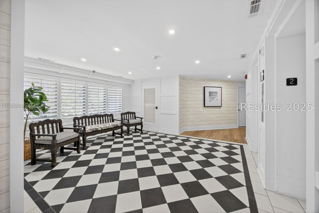 3 Wimbledon Ct Apt 204, Hilton Head Island, SC 29928