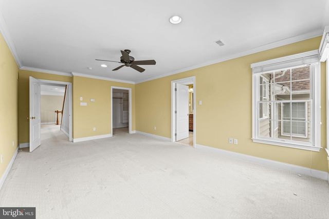 14 SLOAN RD, West Chester, PA 19382