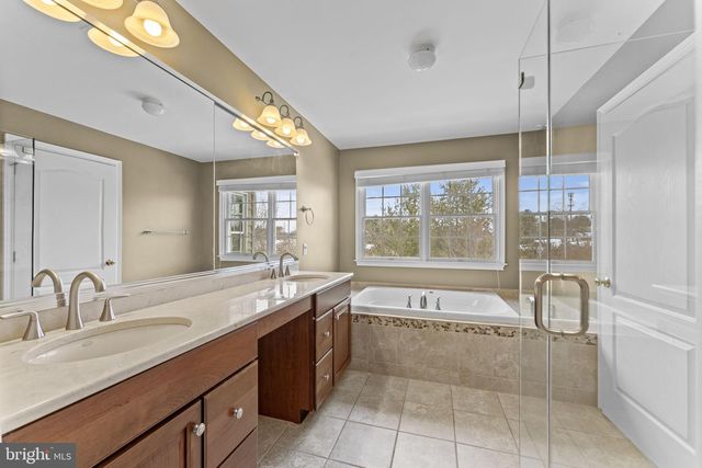 14 SLOAN RD, West Chester, PA 19382