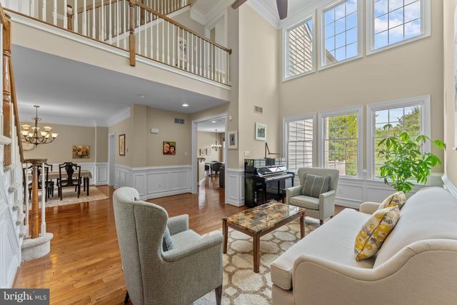 14 SLOAN RD, West Chester, PA 19382