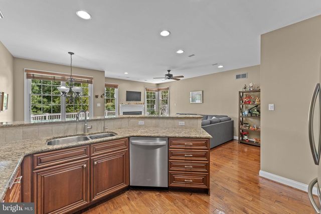 14 SLOAN RD, West Chester, PA 19382